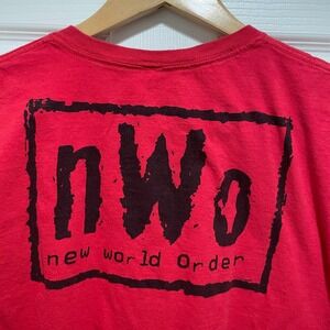 WWE NWO New World Order Graphic T-Shirt Mens Size L Red Wolfpac Wrestling Logo